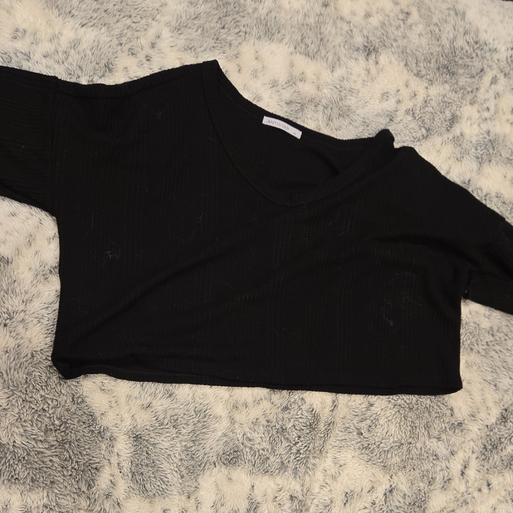 Black Cropped V-Neck Women's Top